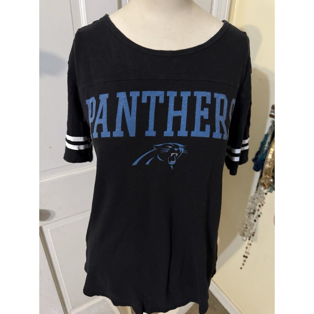 NFL Team Apparel Carolina Panthers Shirt Size Medium (8-10)